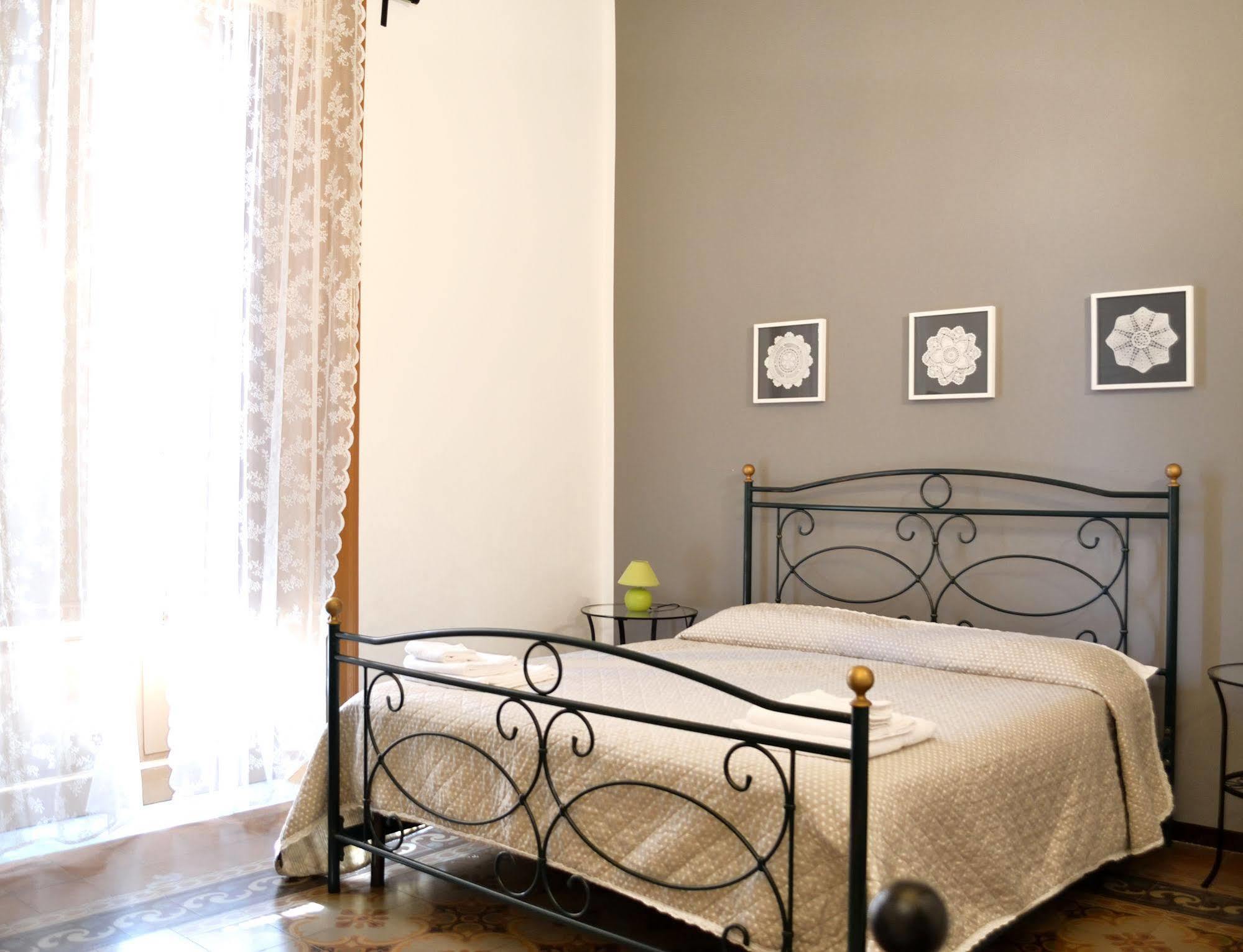 Residenza Di Maggio Bed and Breakfast Palermo Eksteriør billede